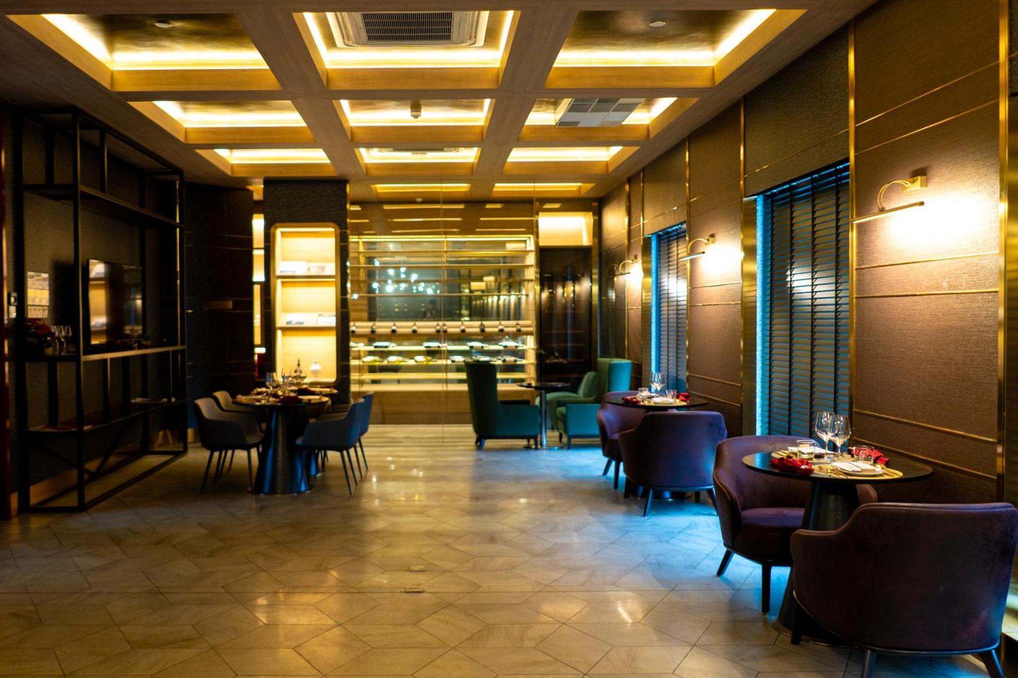 The Upper House, Batu Kawan Hotel Simpang Ampat  Exterior foto